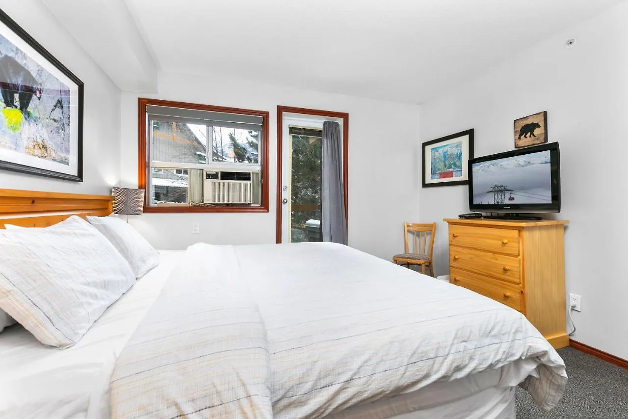 Glaciers Reach By Allseason Vacation Rentals Whistler 0*,