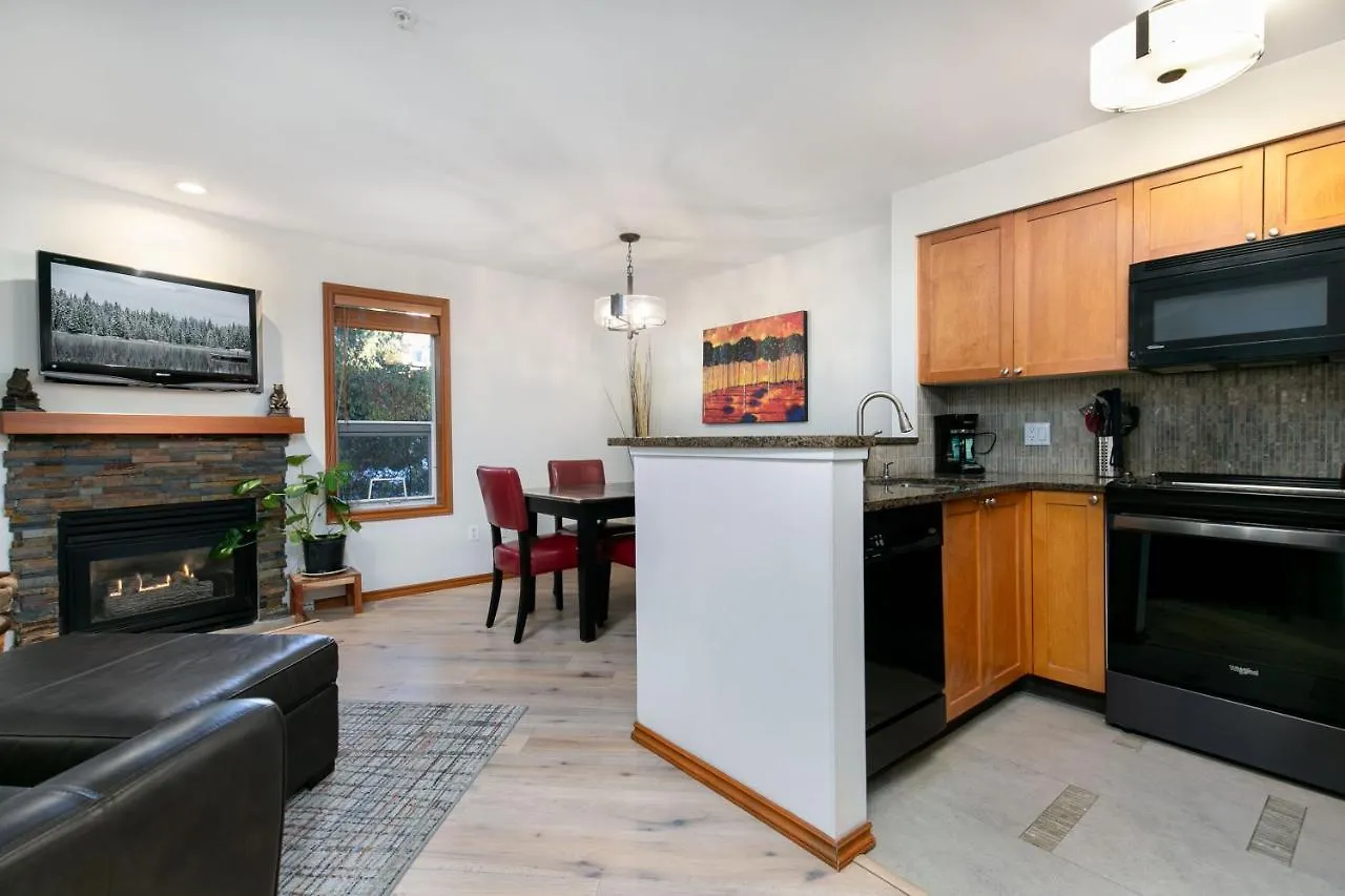 Glaciers Reach By Allseason Vacation Rentals Whistler 0*,  Canada