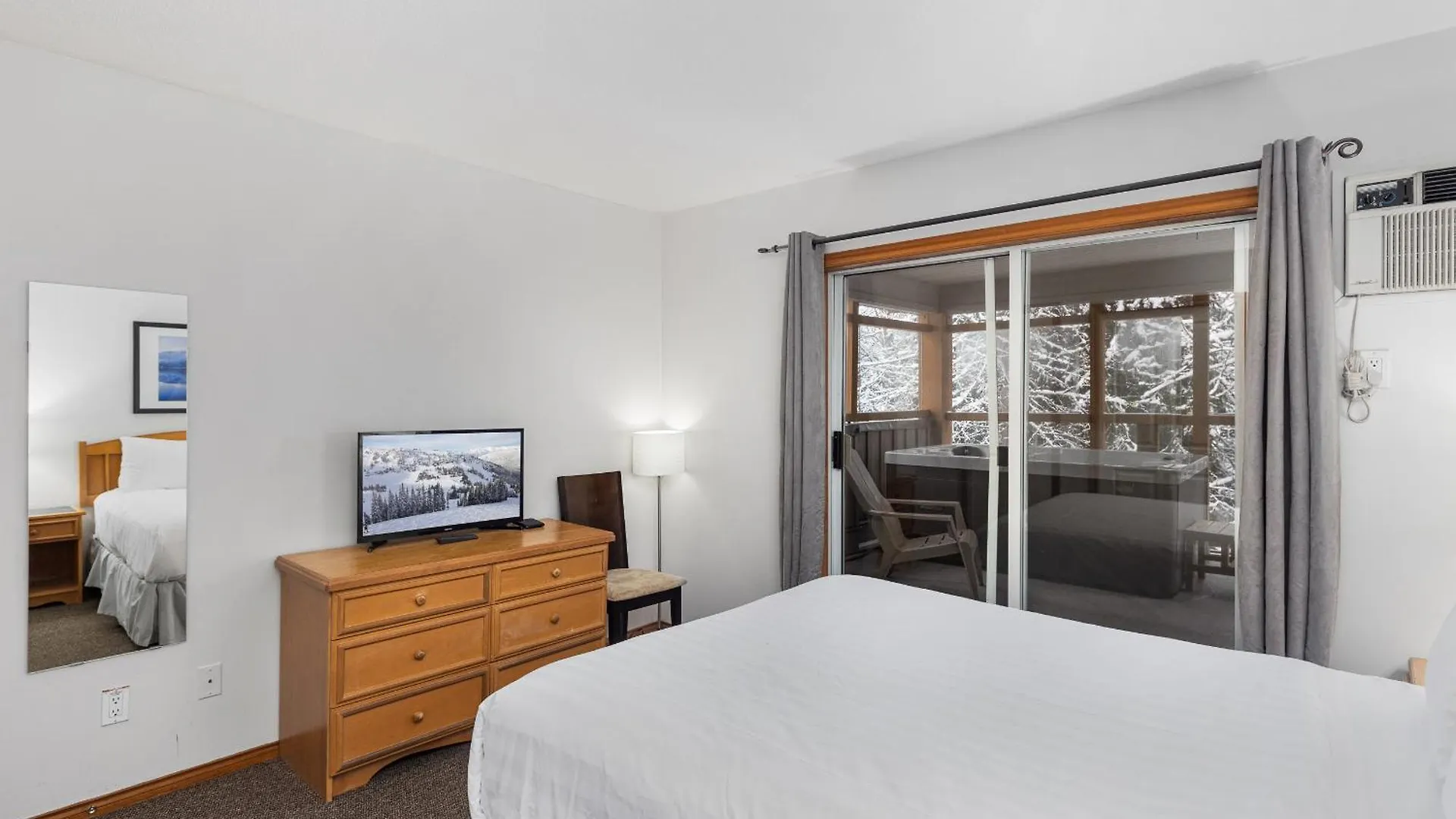 Glaciers Reach By Allseason Vacation Rentals Whistler Canada