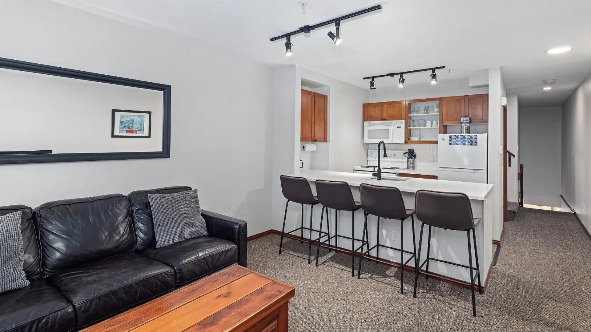 Glaciers Reach By Allseason Vacation Rentals Whistler Appartement