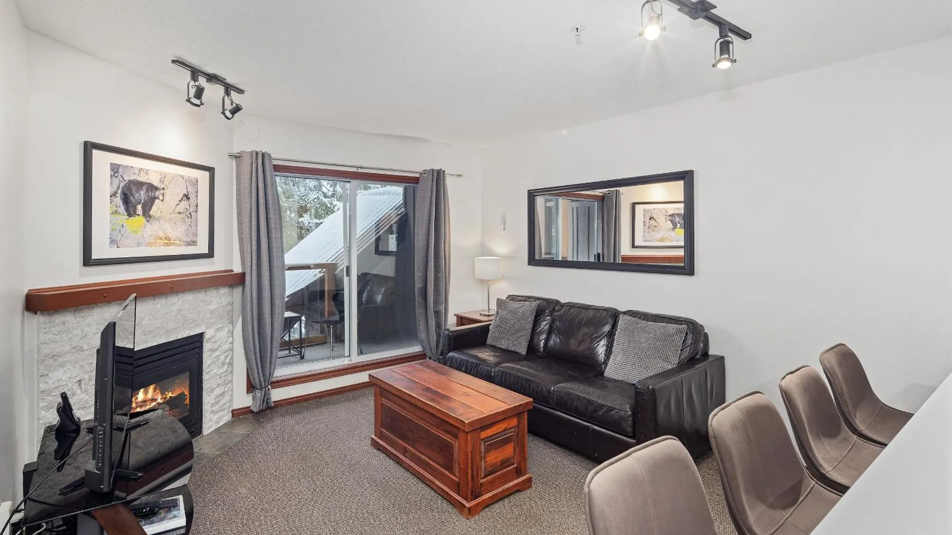 Glaciers Reach By Allseason Vacation Rentals Whistler Appartement
