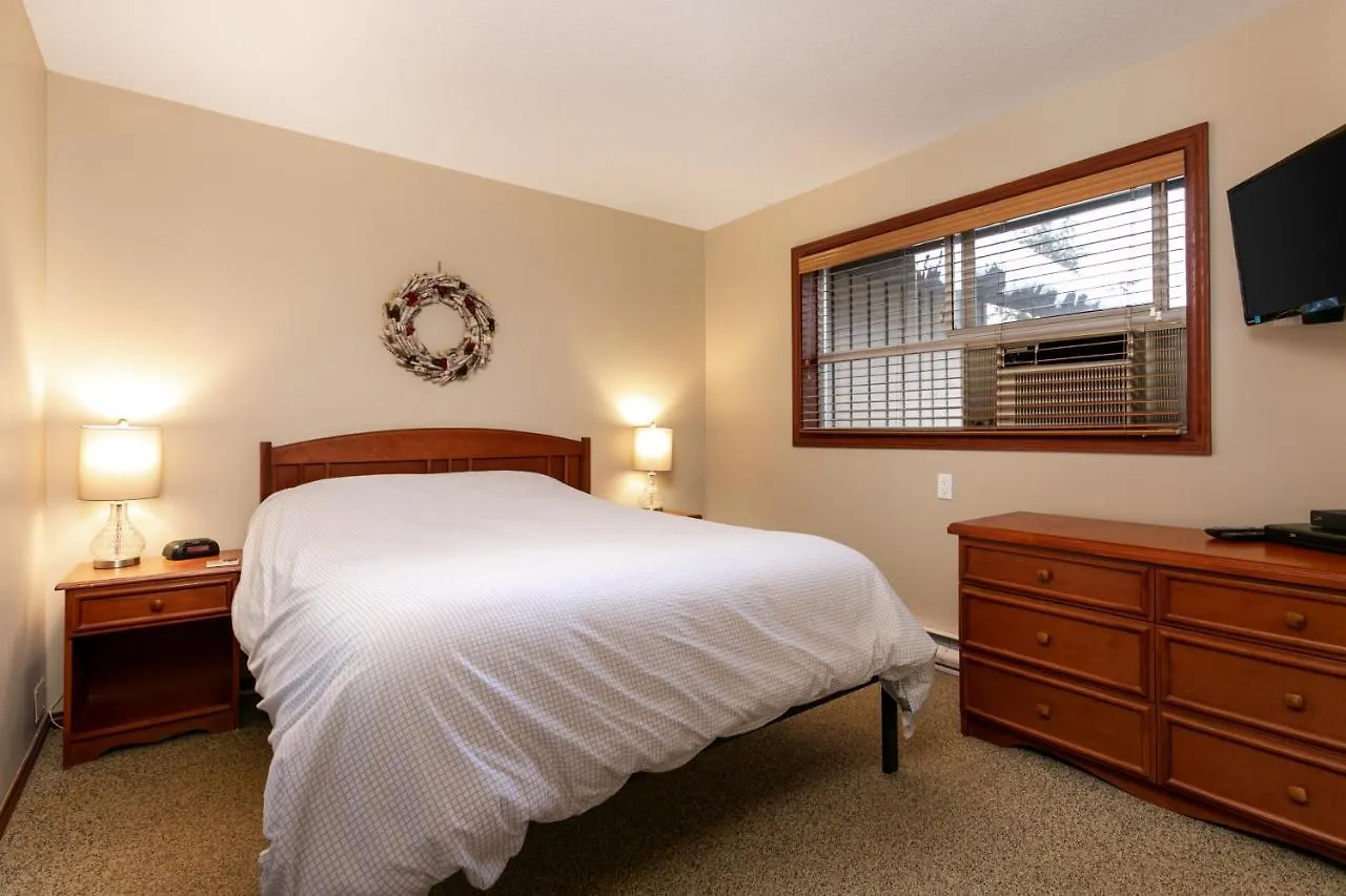 Glaciers Reach By Allseason Vacation Rentals Whistler