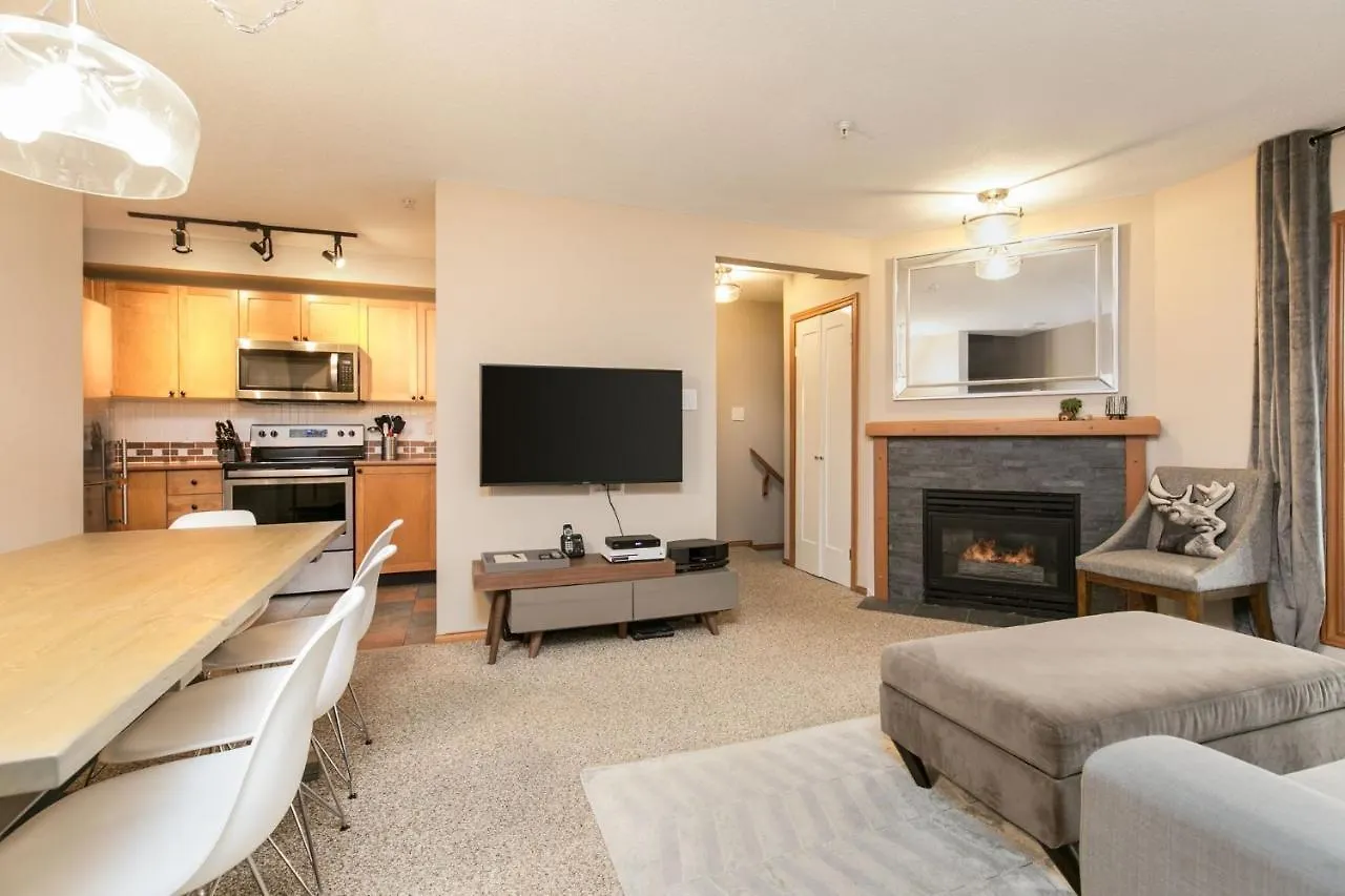 Glaciers Reach By Allseason Vacation Rentals Whistler